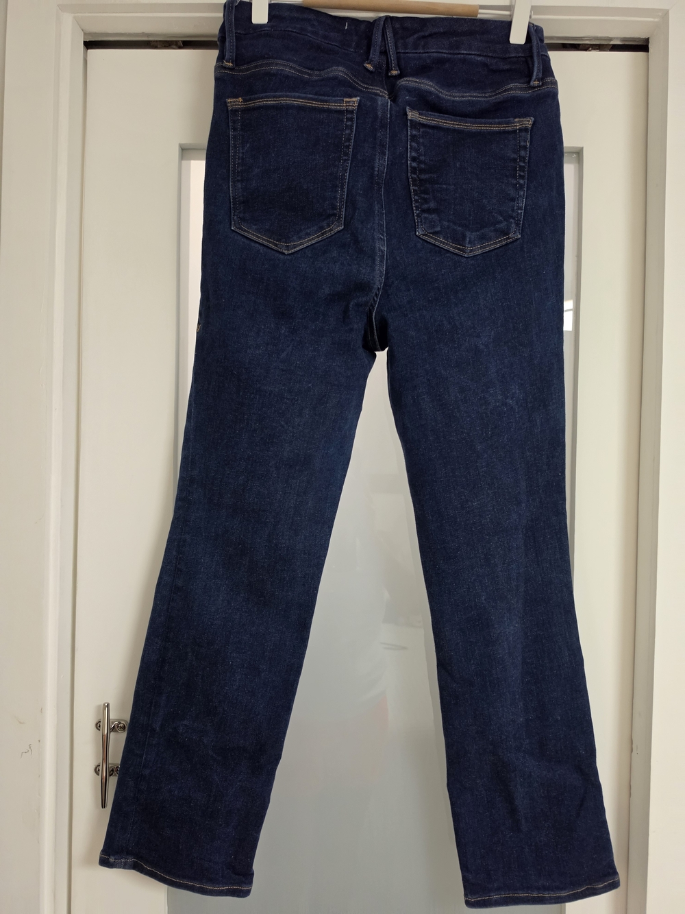 Good American Deep Indigo Flared Jeans - Picture 10 of 14